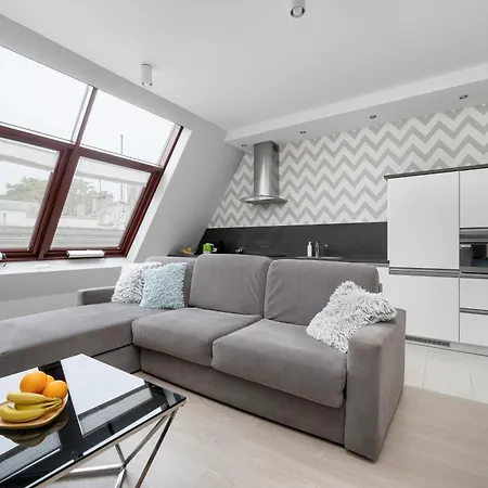 Apartment Krawiecka Sky Loft By Solarento *